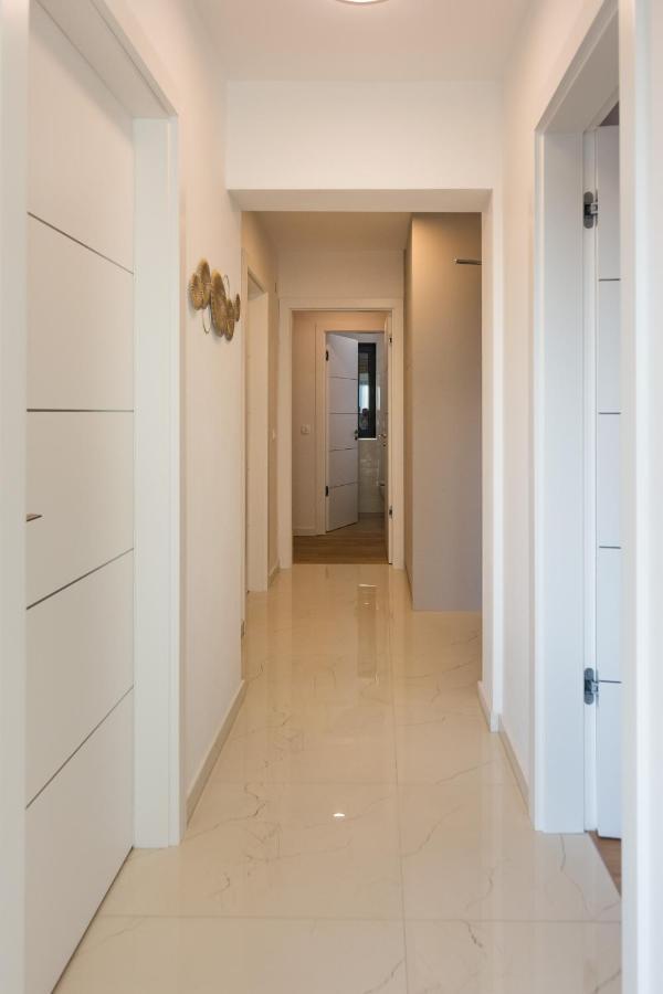Solis Apartment *